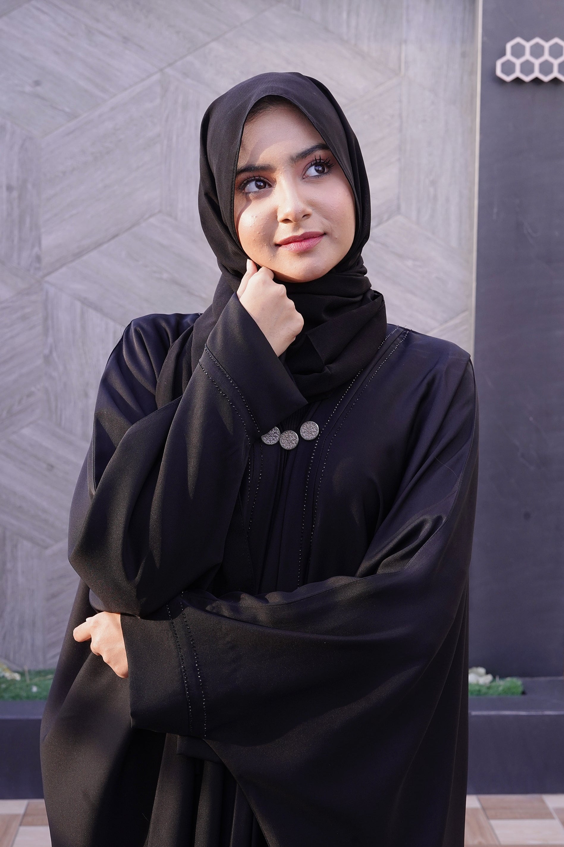 Noor Al-Falak Abaya - Dhaagey