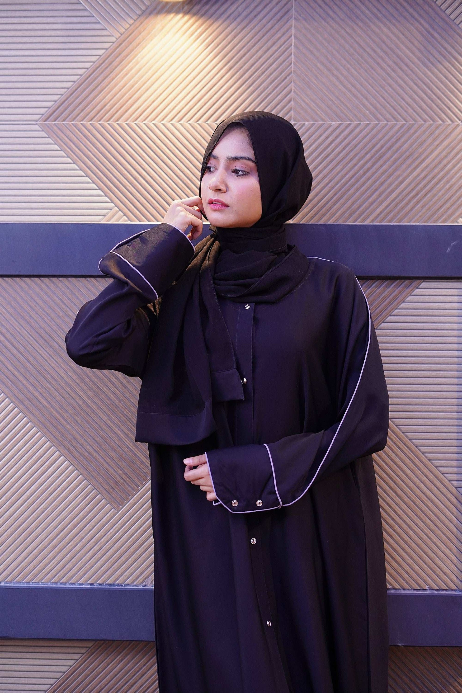Dual Charm Grey Abaya - Dhaagey 