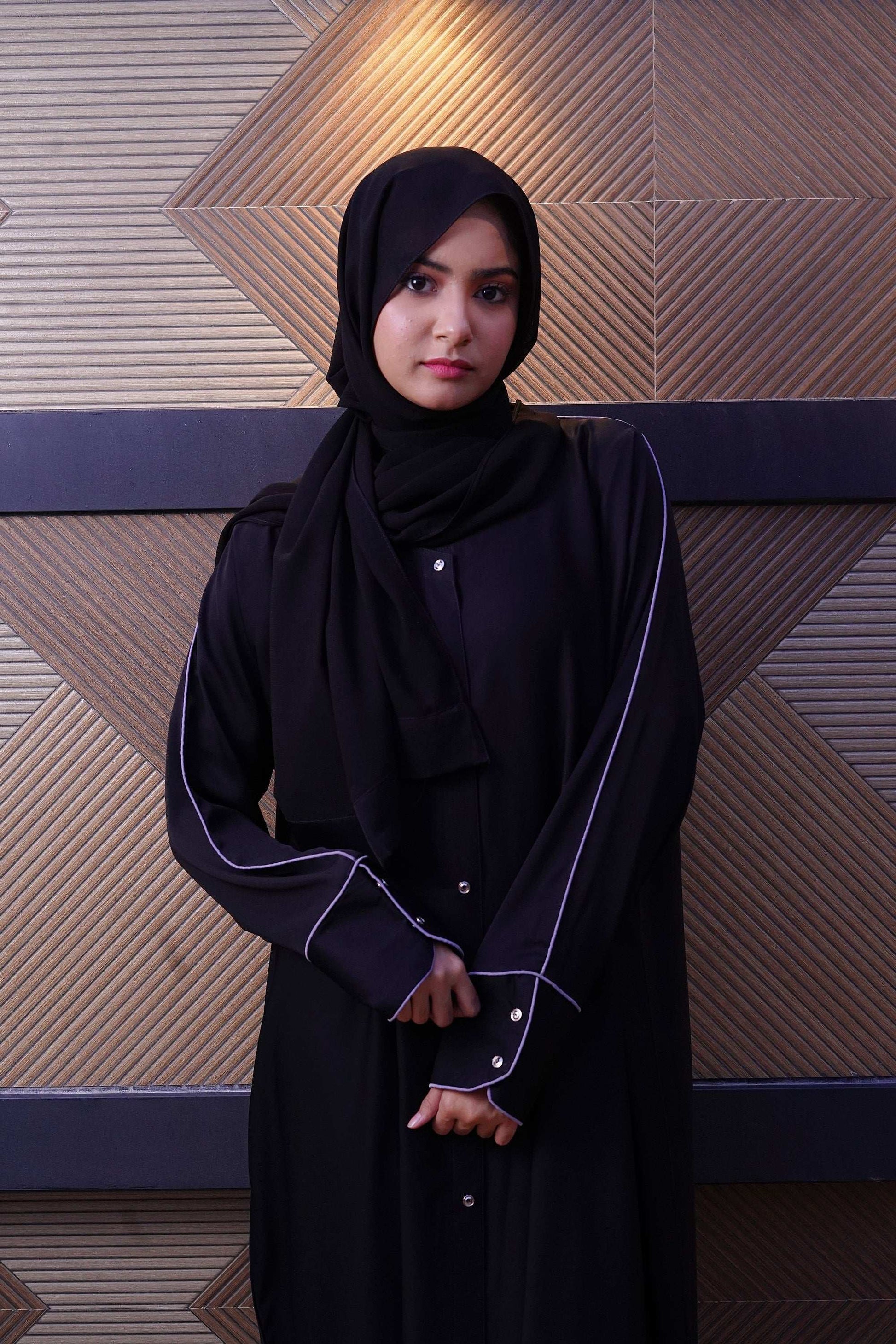 Dual Charm Grey Abaya - Dhaagey 