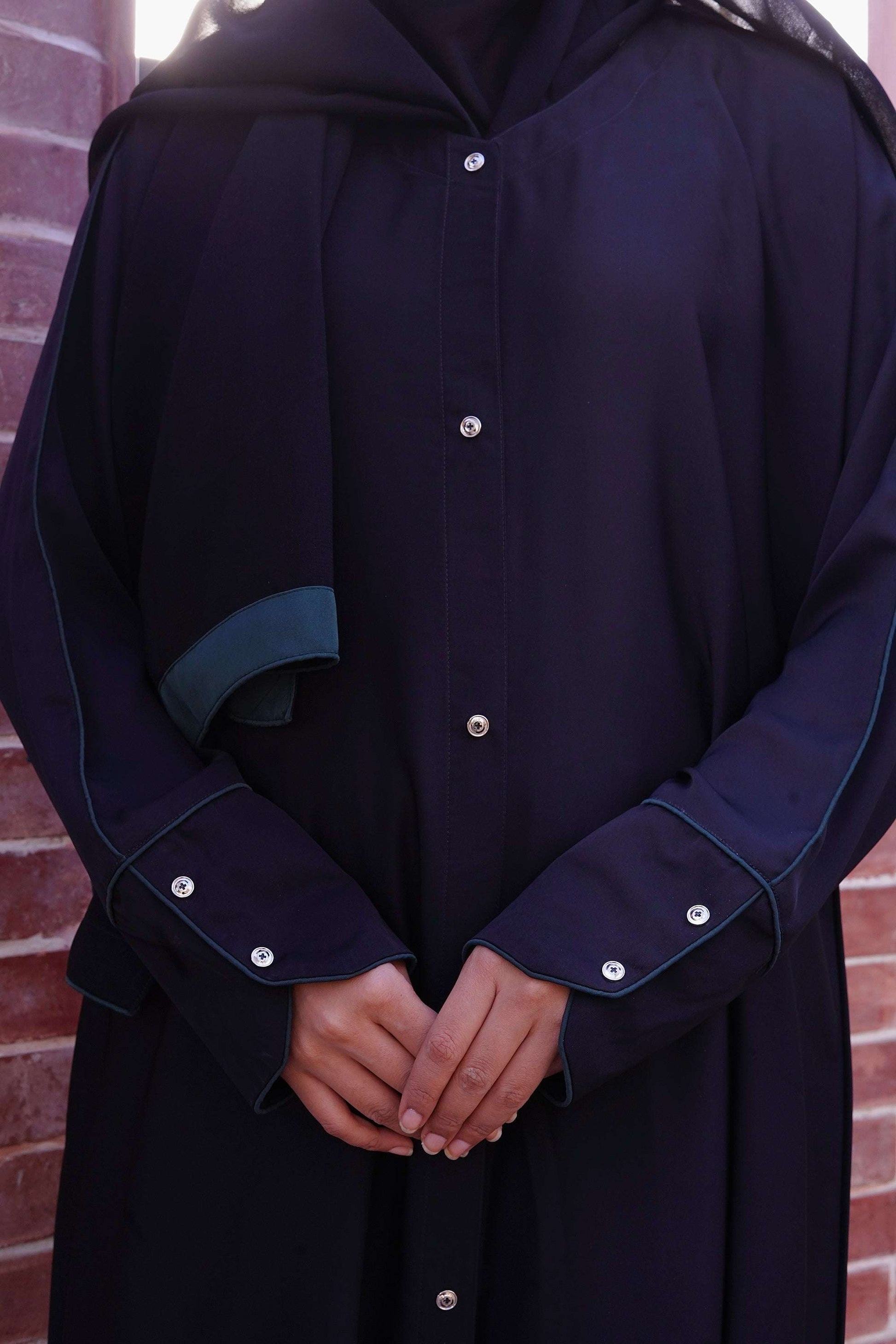 Dual Charm Green Abaya - Dhaagey 