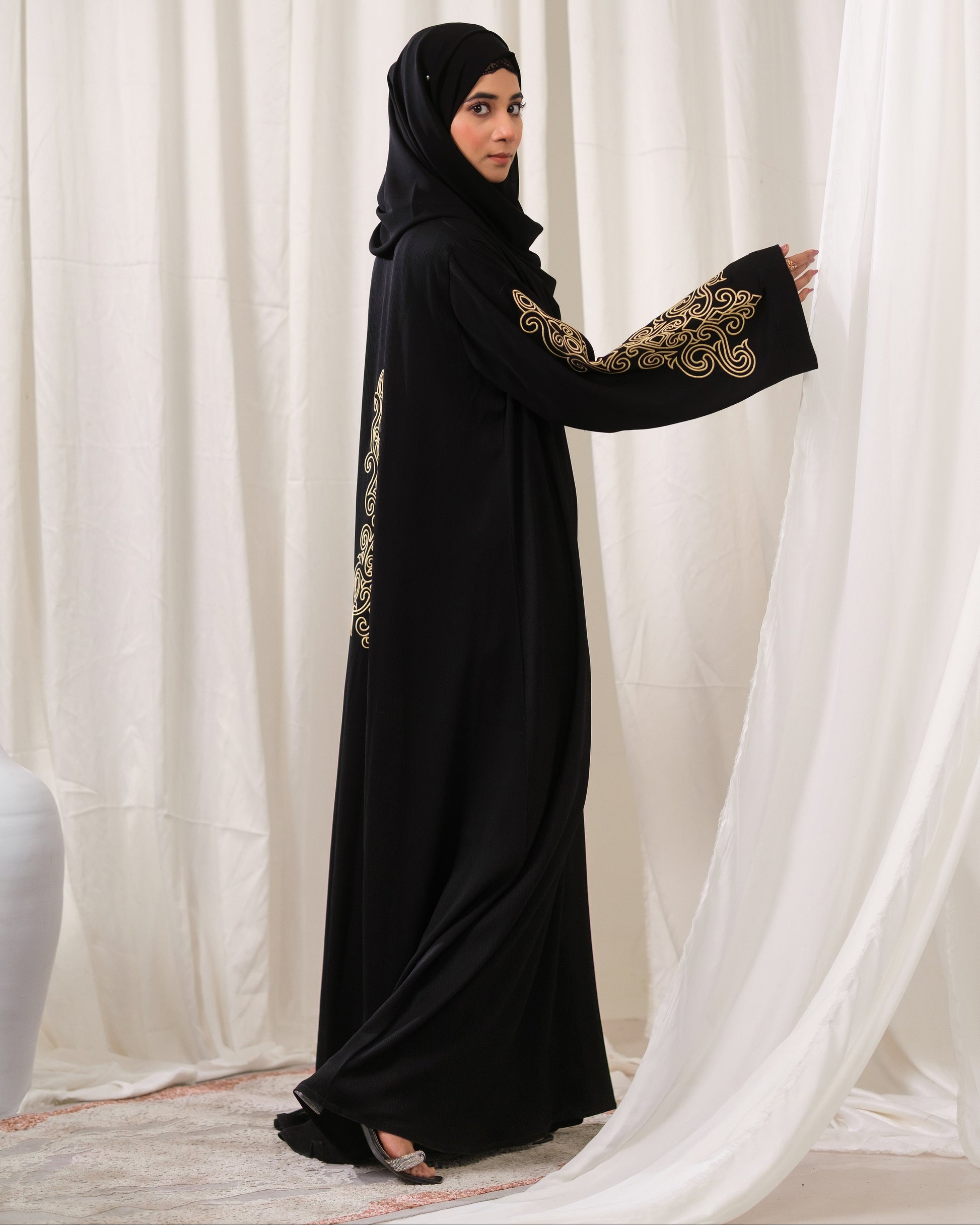 Golden Heirloom Abaya Side