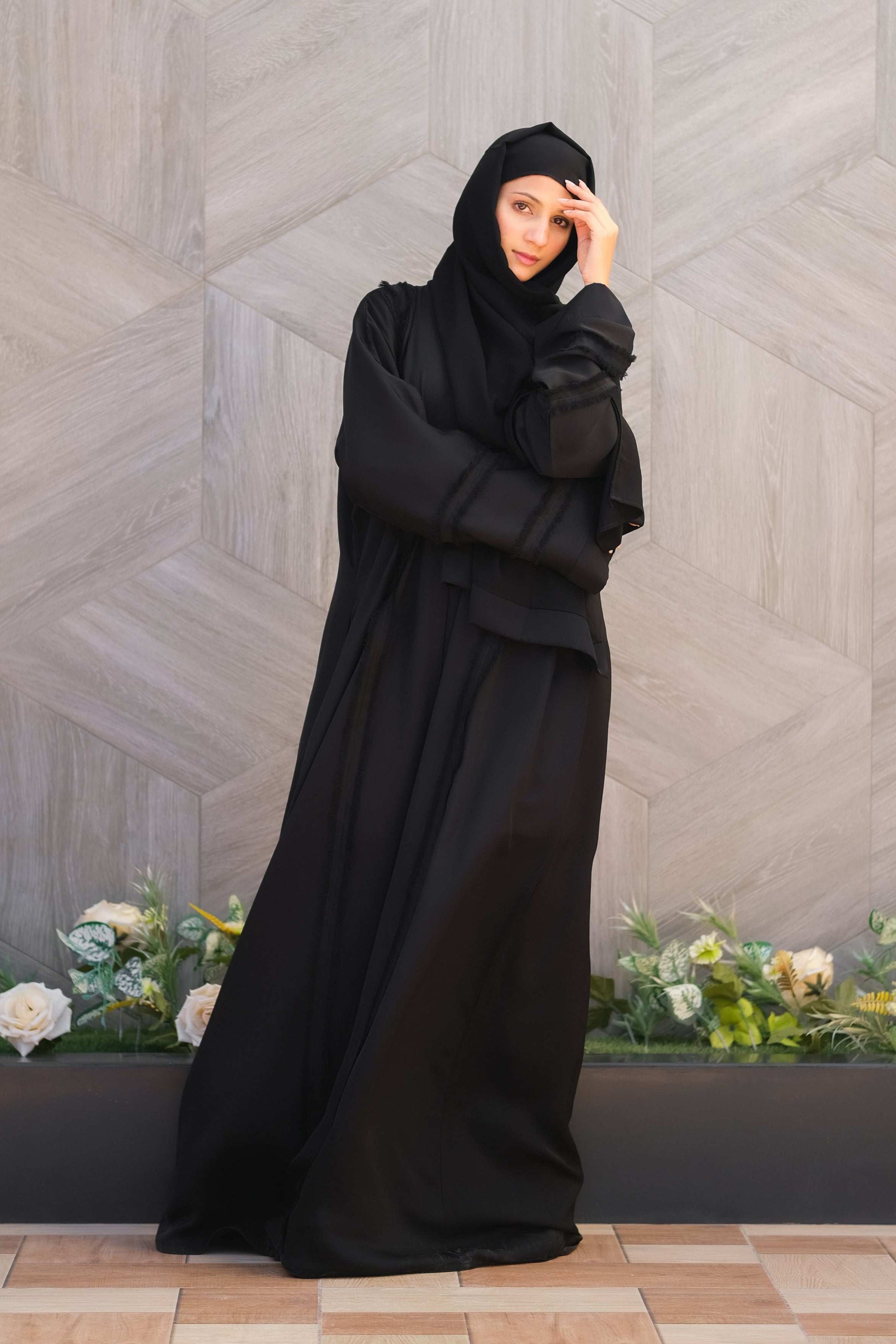 Graceful Harmony Abaya - Dhaagey 