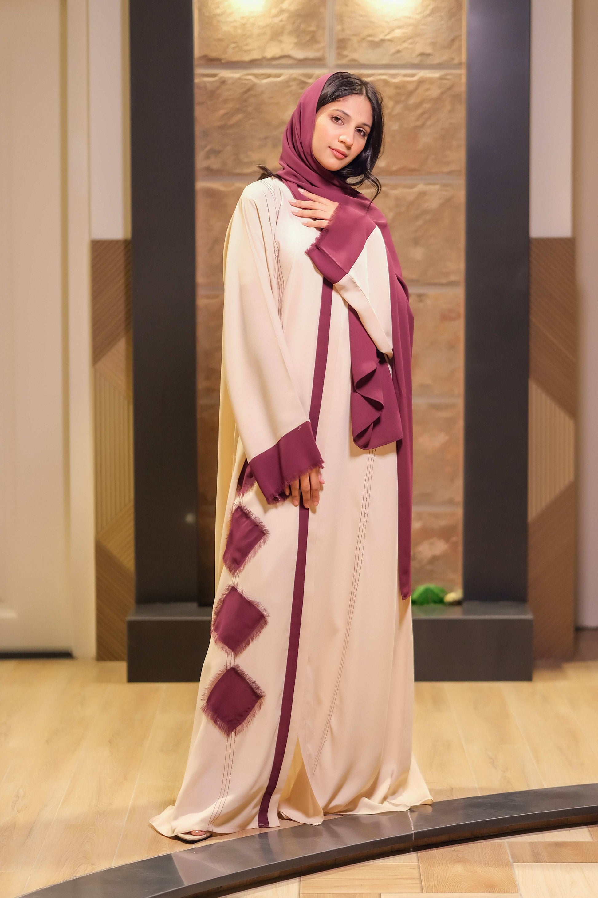 Harmony Thread Abaya - Dhaagey 