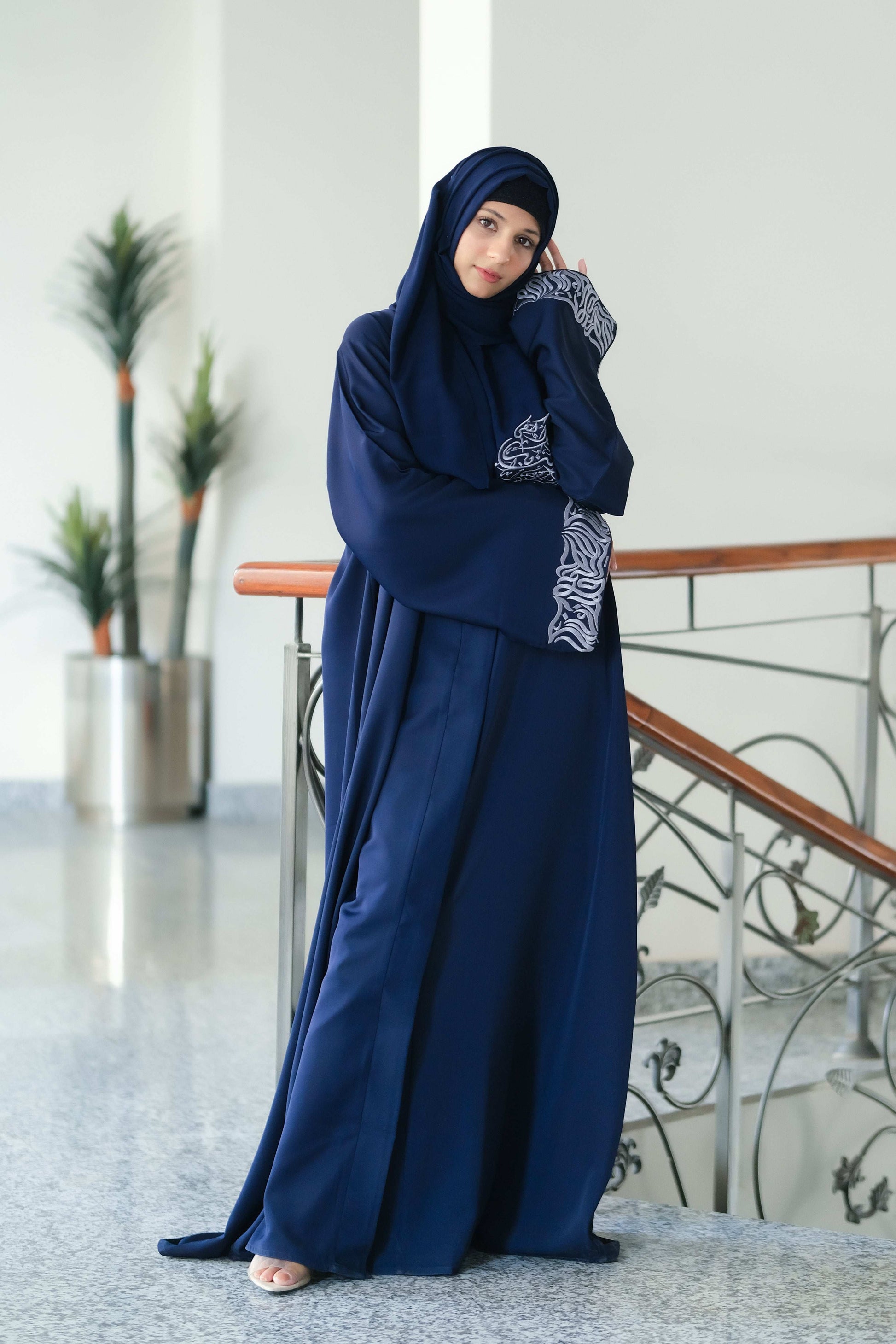 Marwah Calligraphy Abaya - Dhaagey 