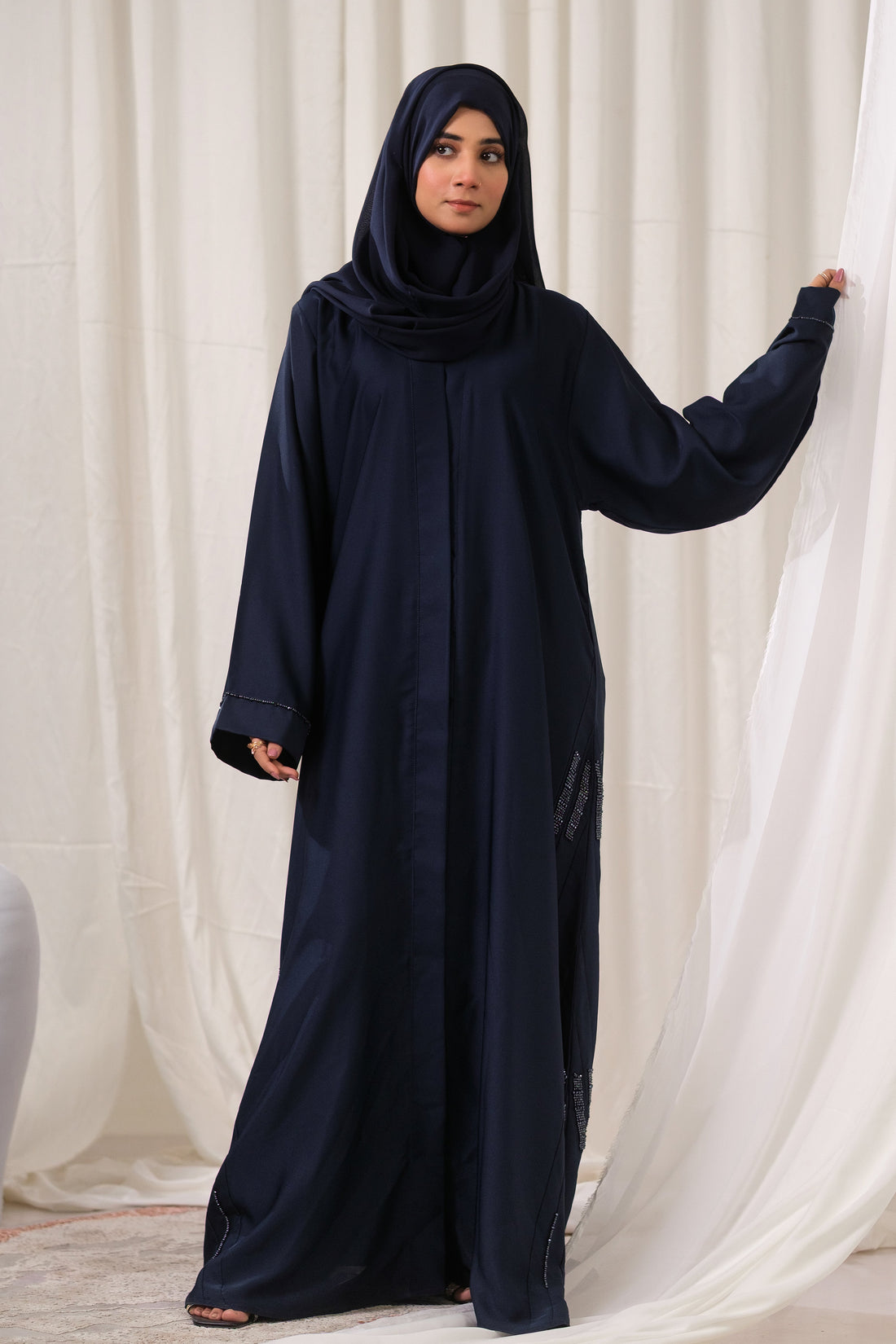 Dhaagey Midnight Star Deep Navy Front-Open Abaya in silk crepe blend, showing metallic detail down the side and matching Chiffon hijab.