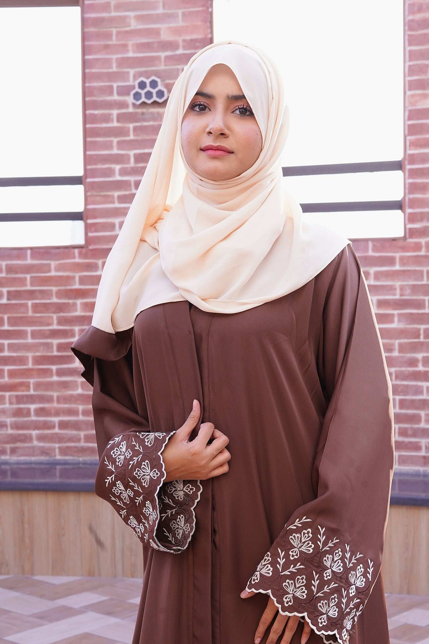 Mocha Bloom Abaya - Dhaagey 