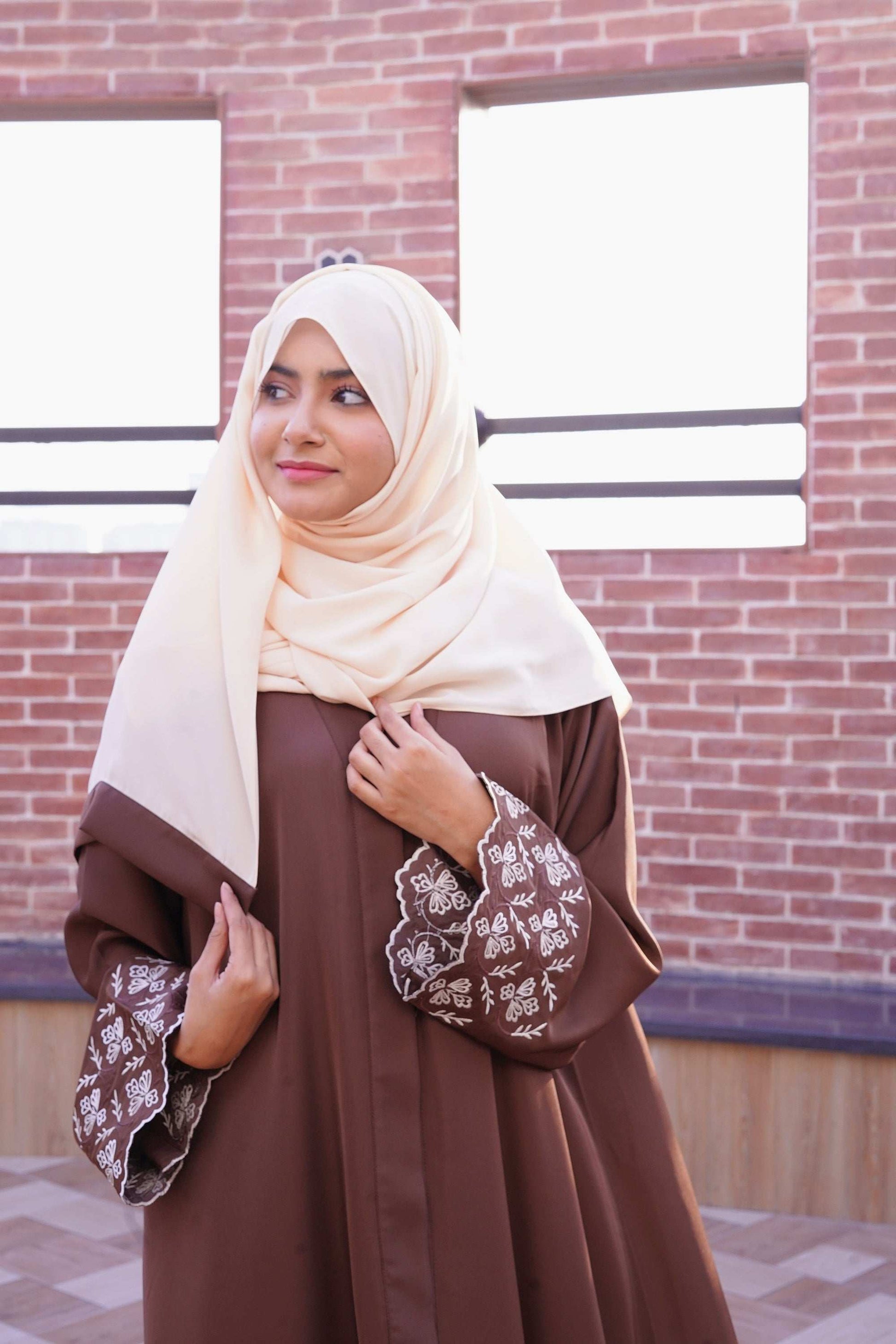 Mocha Bloom Abaya - Dhaagey 