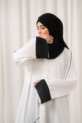 Modern Bloom Abaya - Dhaagey