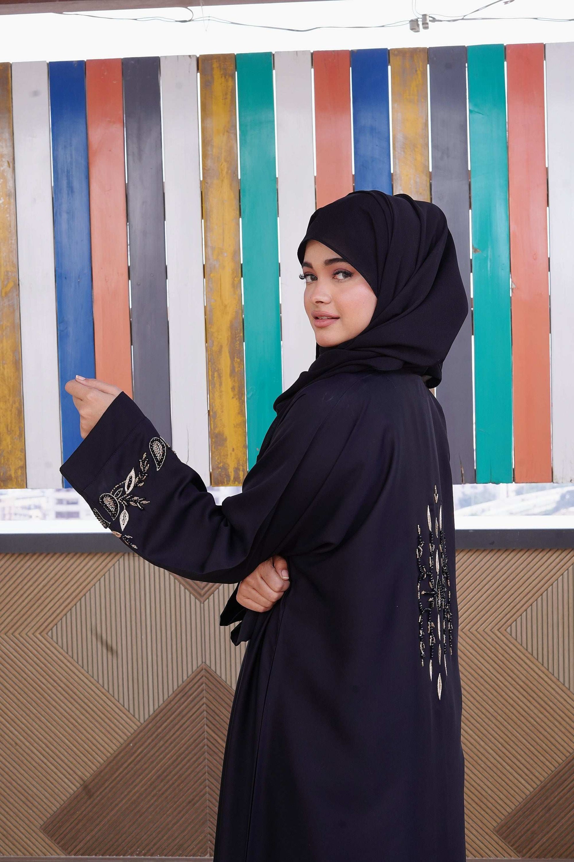 Noir Majesty Abaya - Dhaagey 