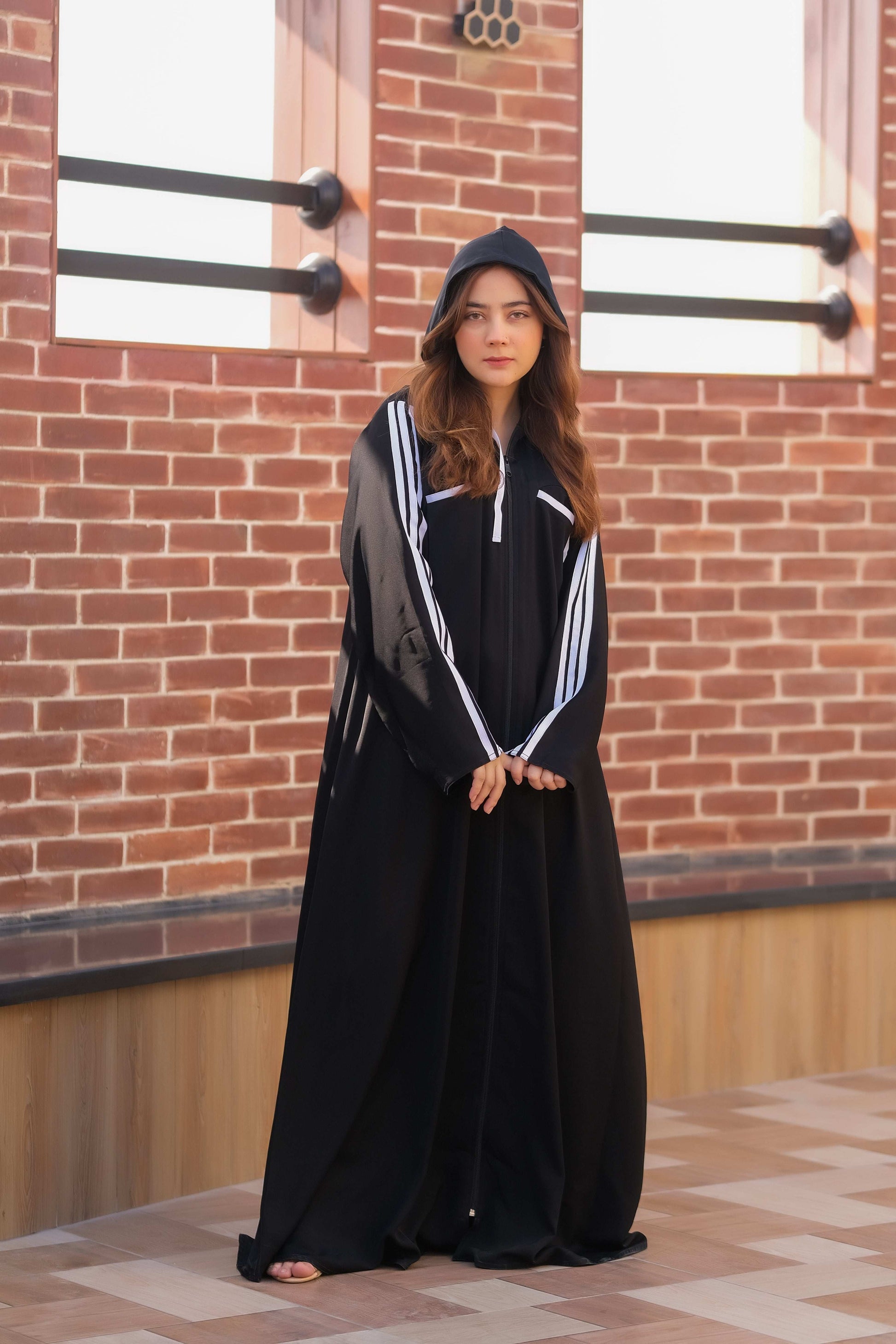Noir Sport Stripe Abaya - Dhaagey 