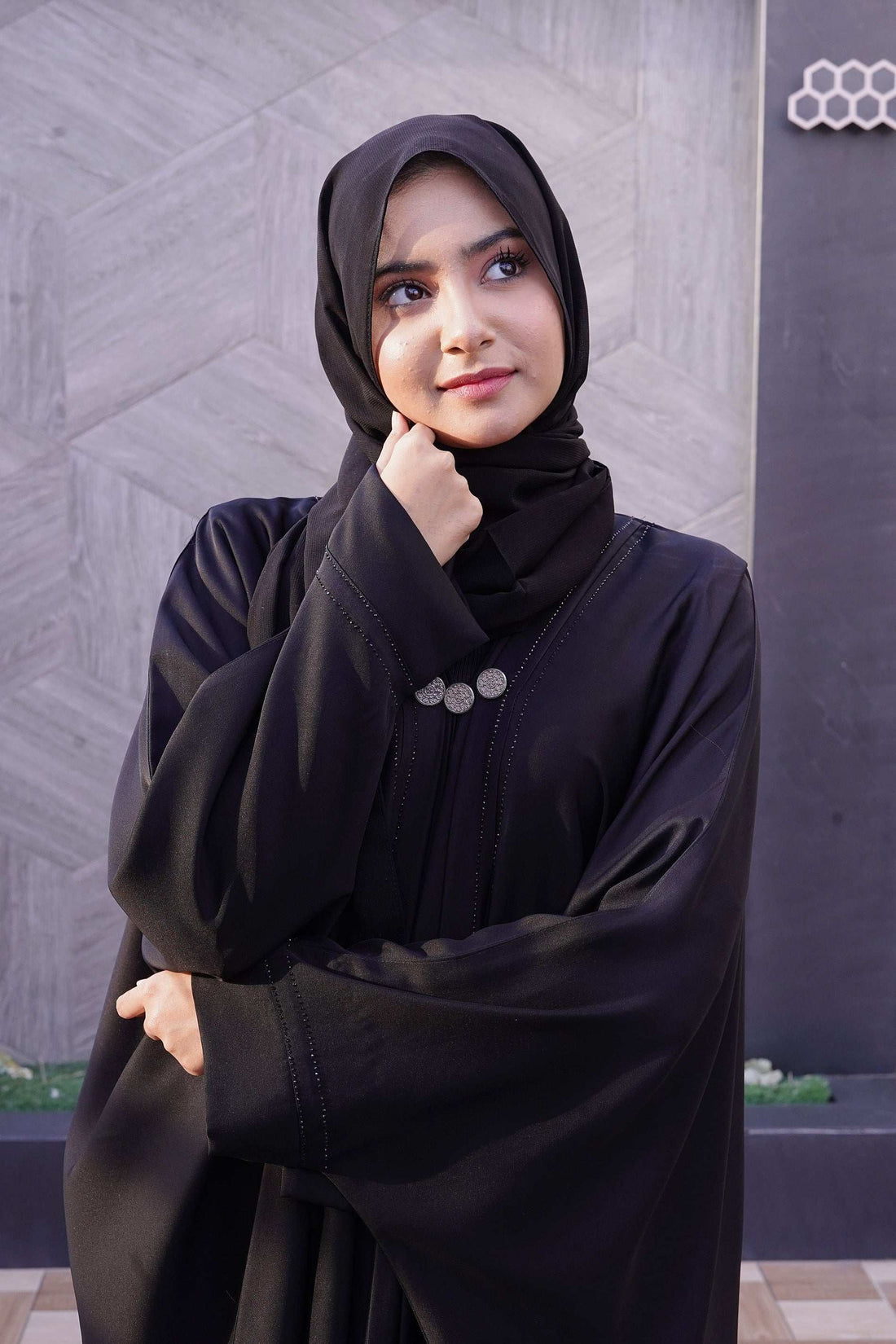 Noor Al-Falak Abaya - Dhaagey 