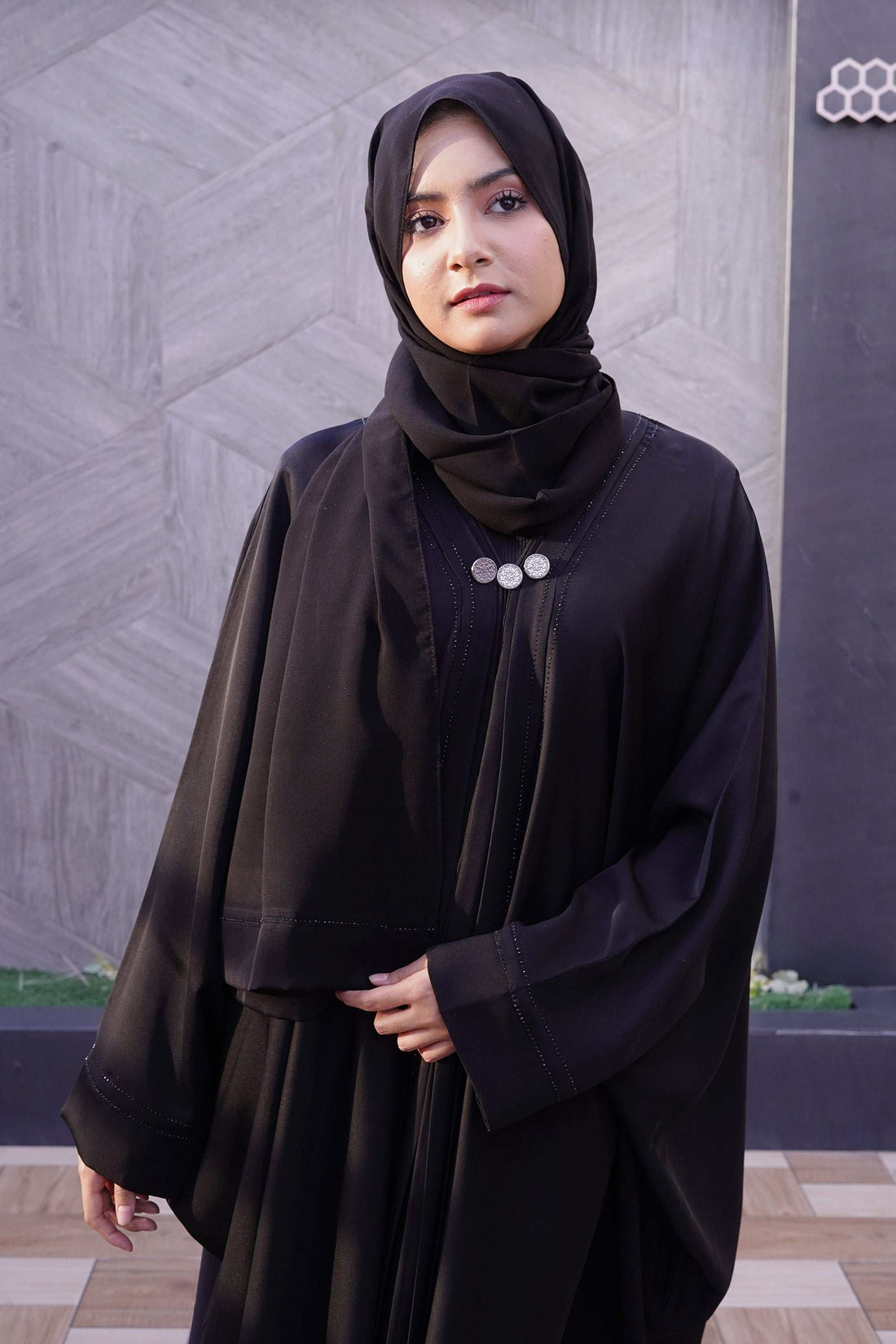 Noor Al-Falak Abaya - Dhaagey 