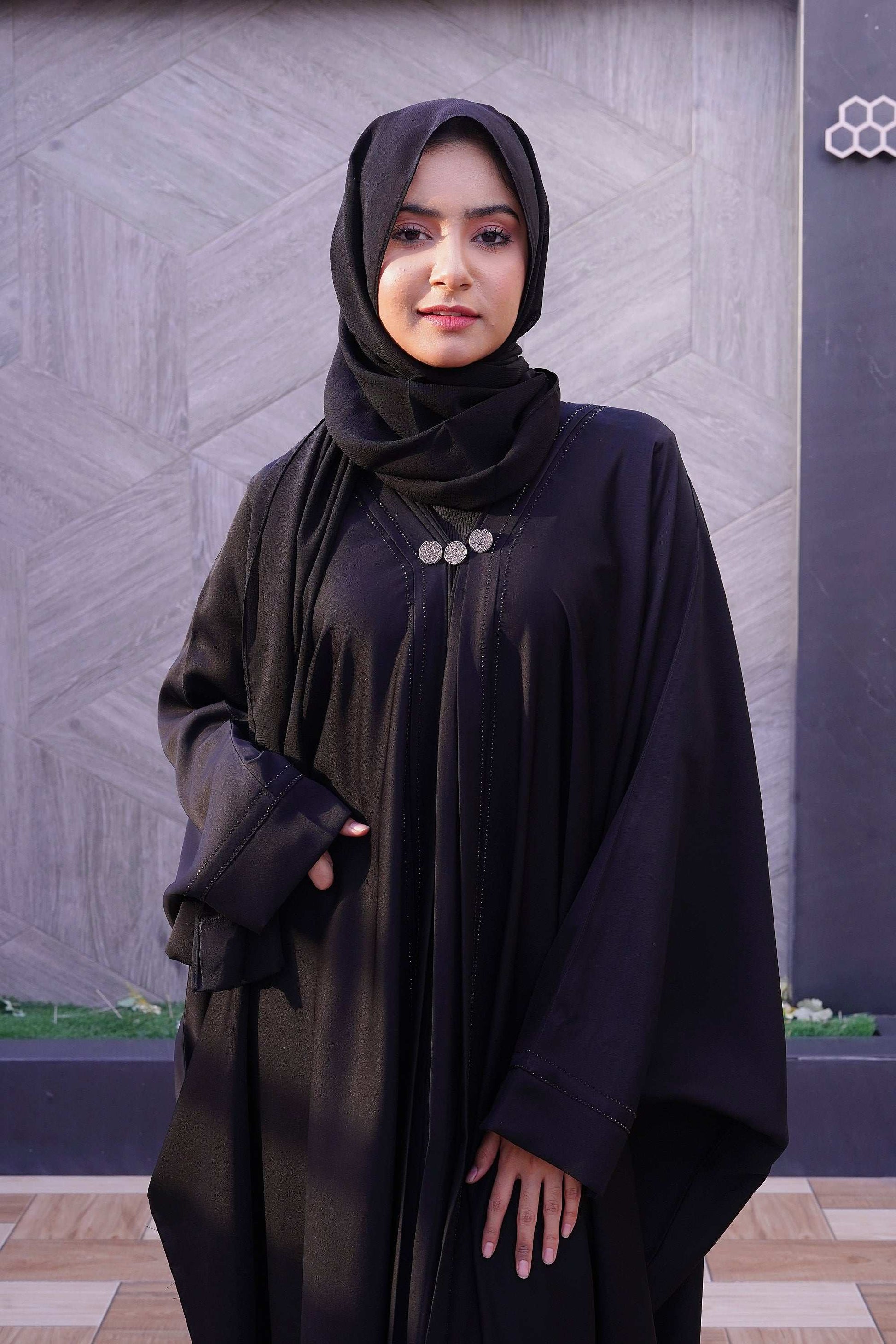 Noor Al-Falak Abaya - Dhaagey 