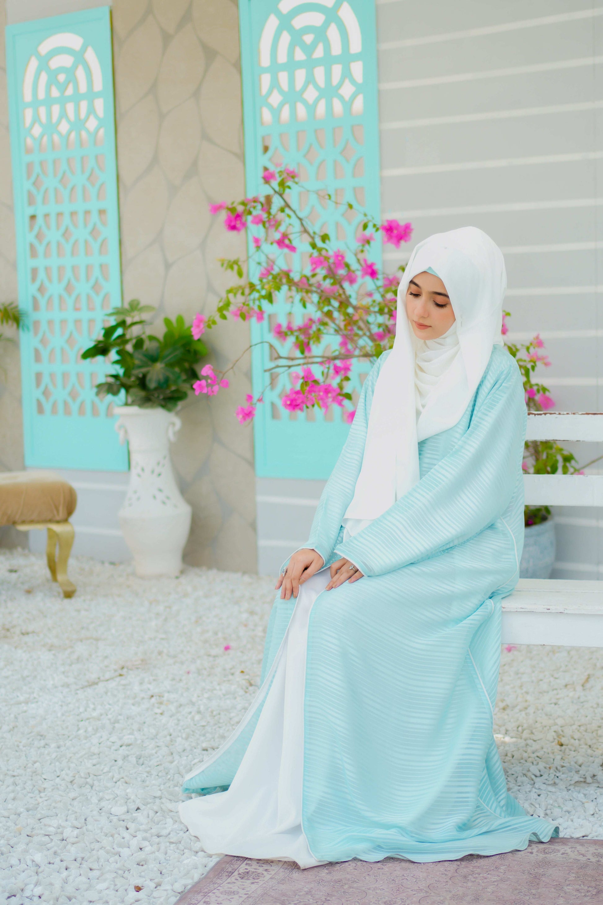 Nura Light Green Layer Abaya - Dhaagey 