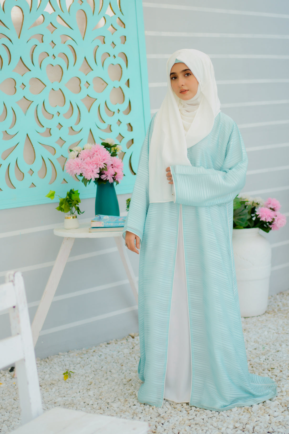 Nura Light Green Layer Abaya
