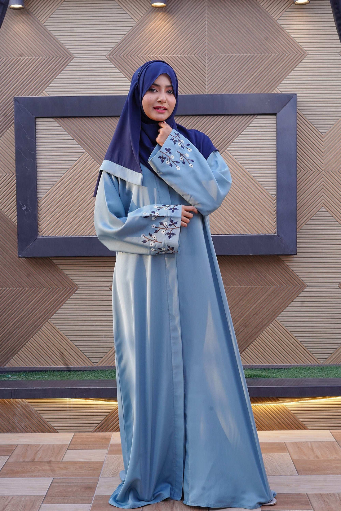 Sama Sky Abaya - Dhaagey 