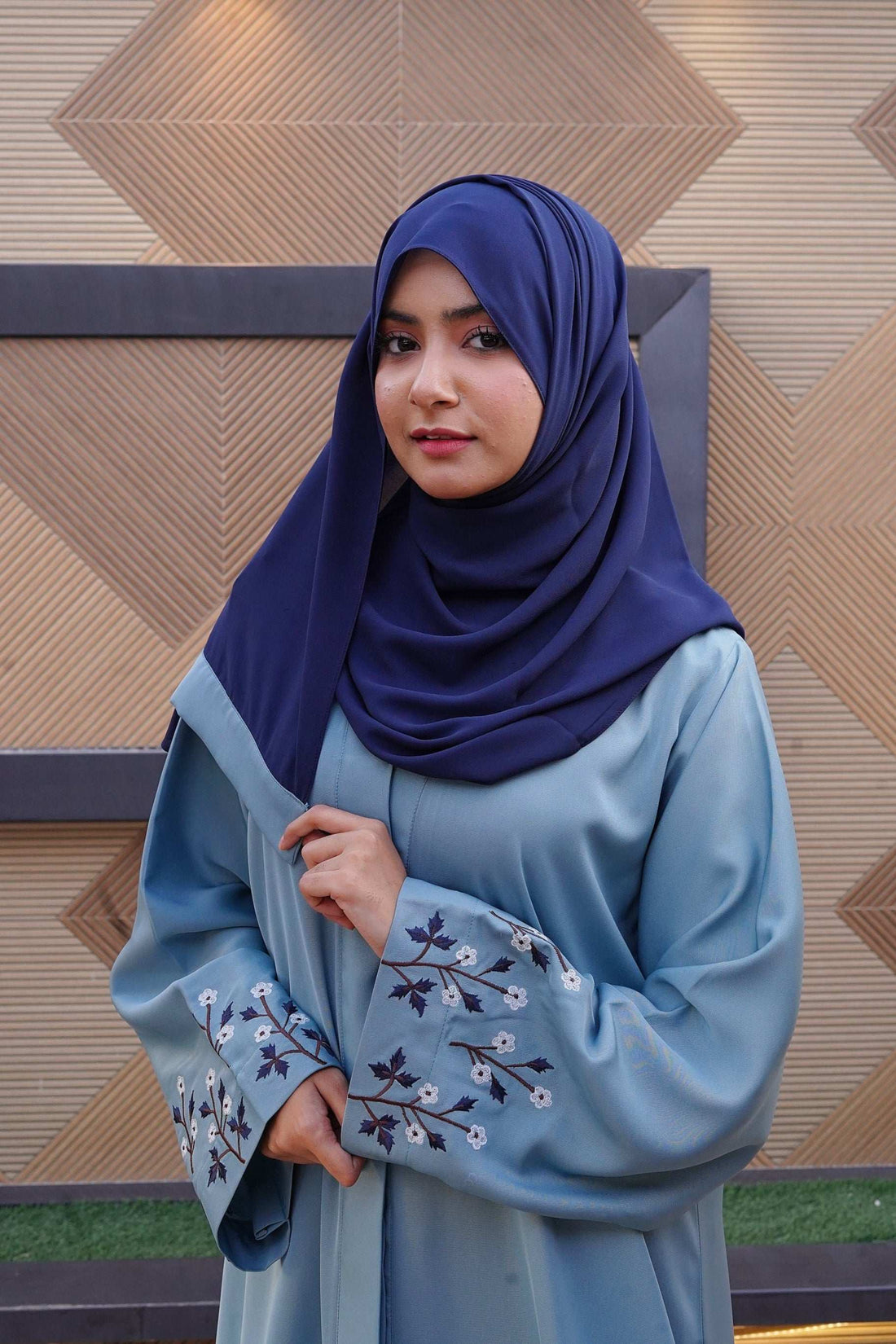 Sama Sky Abaya - Dhaagey 